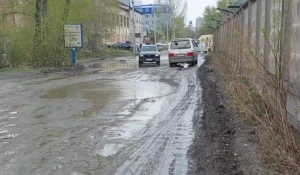 Барнаульцы пожаловались на трудности при въезде к Булыгинскому кладбищу