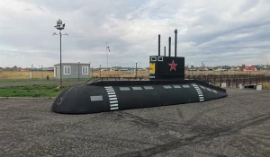 Подводная лодка. Арт-объект.