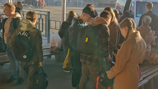 Барнаульцы массово уезжают из города на праздники