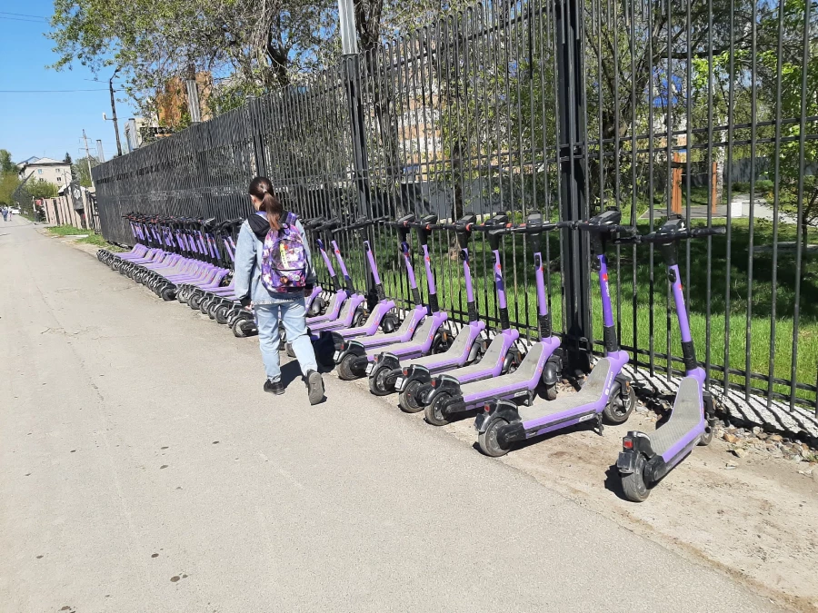 Электросамокаты.