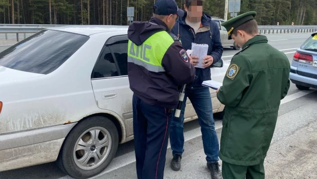 В Алтайском крае усилили контроль за иностранцами, получившими российское гражданство