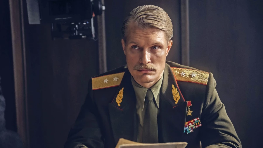 Сериал "Рослый". Сериал "Рослый".
