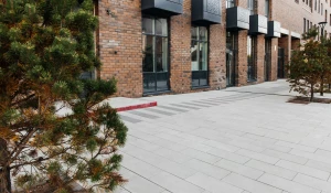 Тротуарная плитка производства завода «Алом».