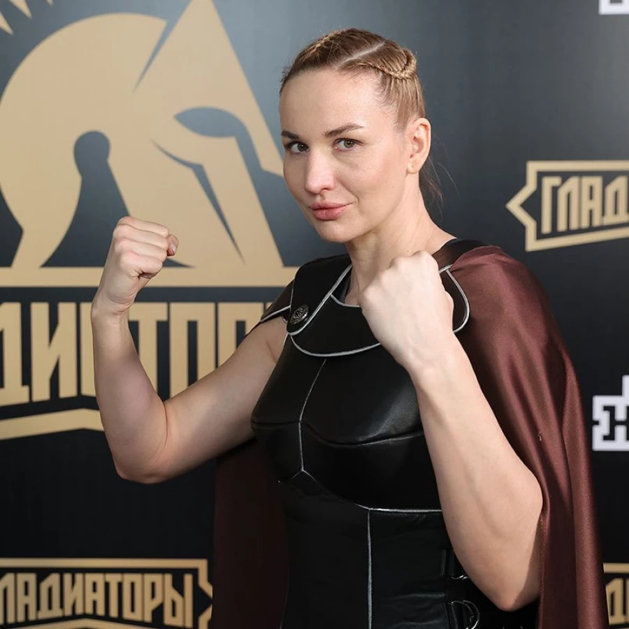 Спортивно-развлекательное шоу &quot;Гладиаторы&quot;.