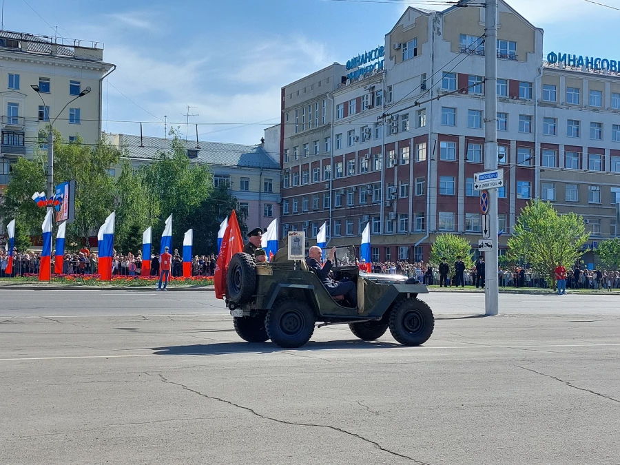 Парад в День Победы в Барнауле — 2025.
