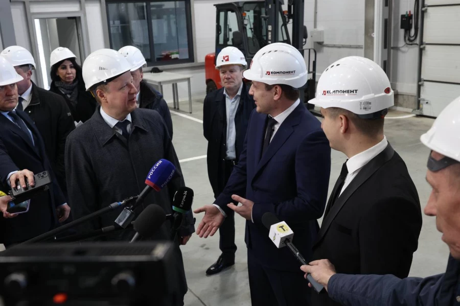 Визит губернатора Виктора Томенко в технопарк.