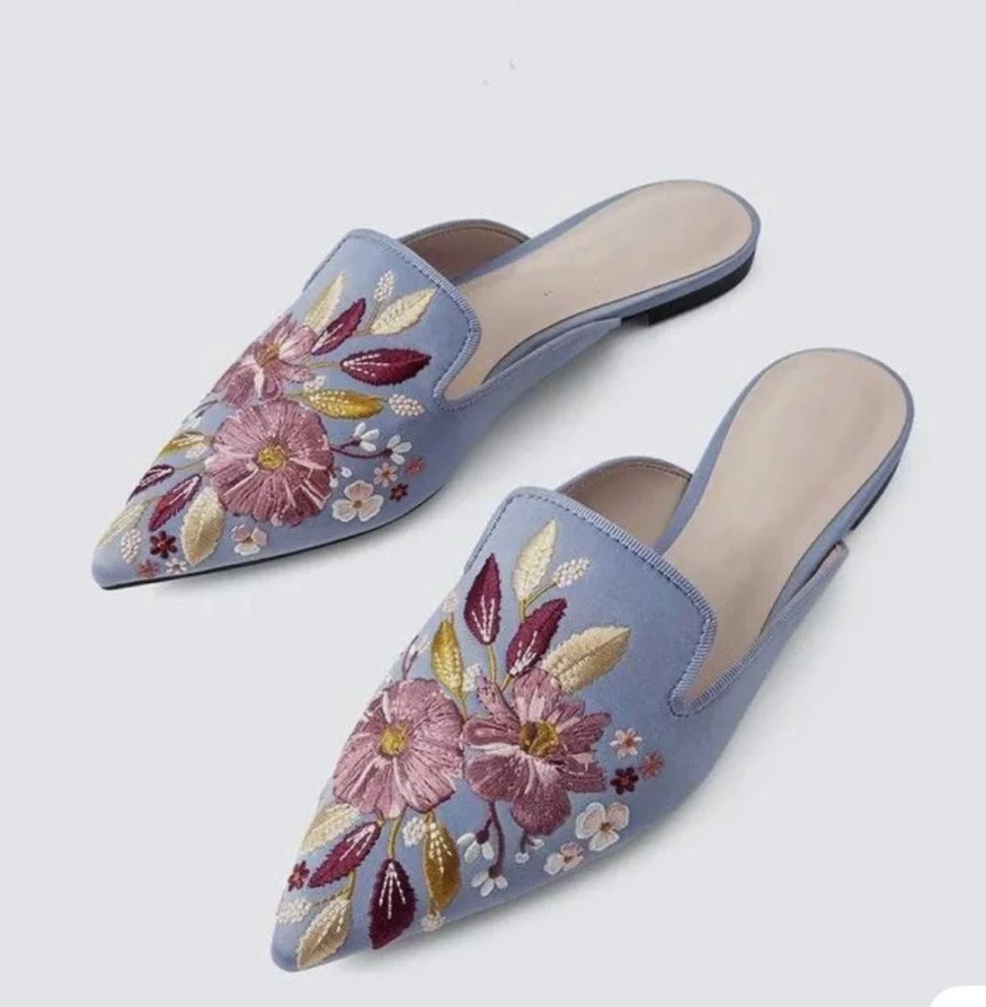 Мюли без каблука.