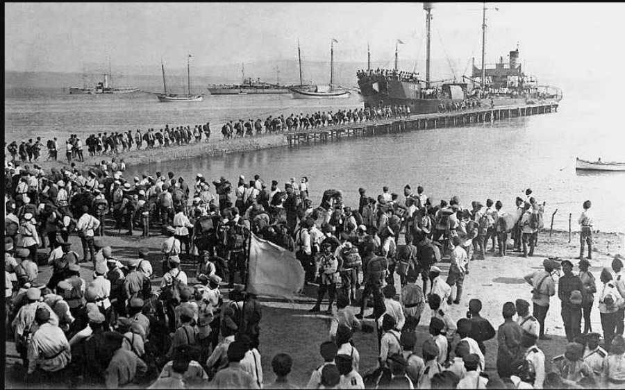 Эвакуация белой армии из Крыма.