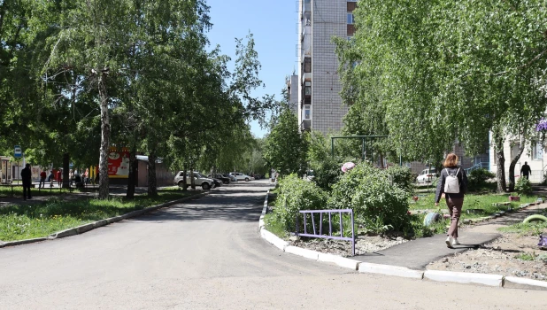 «Росводоканал Барнаул» восстановил благоустройство на 50 городских участках.