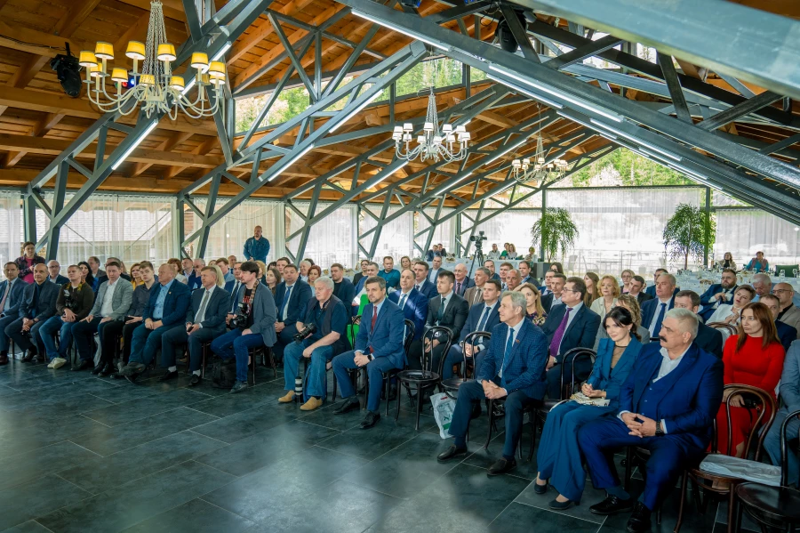 Торжественное награждение победителей конкурса «Директор года-2024. Алтайский край».