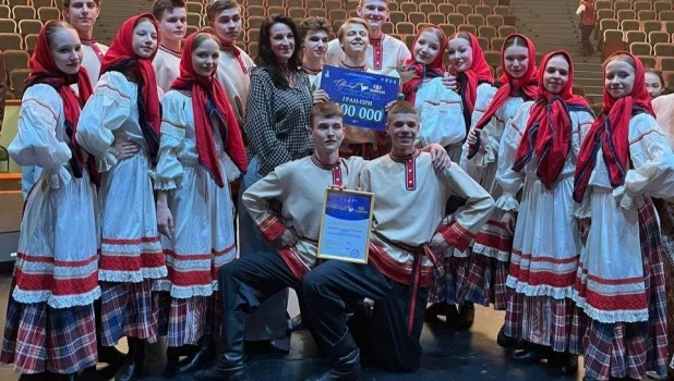 Алтайский танцевальный ансамбль победил на межрегиональном конкурсе