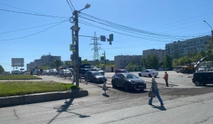 Ремонт дороги на улице Энтузиастов в Барнауле.