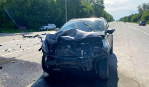 Пять человек пострадали в серьезной аварии