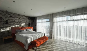 Квартира с порталом в Европу через важную комнату продается в Барнауле за 20 млн рублей