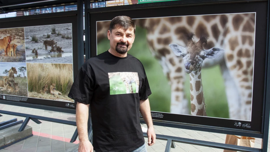 Выставка «Мать и Дитя» Евгения Борисова в Барнауле.