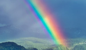 Радуга на фоне гольцов Корбу.