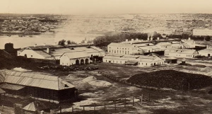 Барнаульский сереброплавильный завод и город Барнаул. Фото 1860-х годов. 