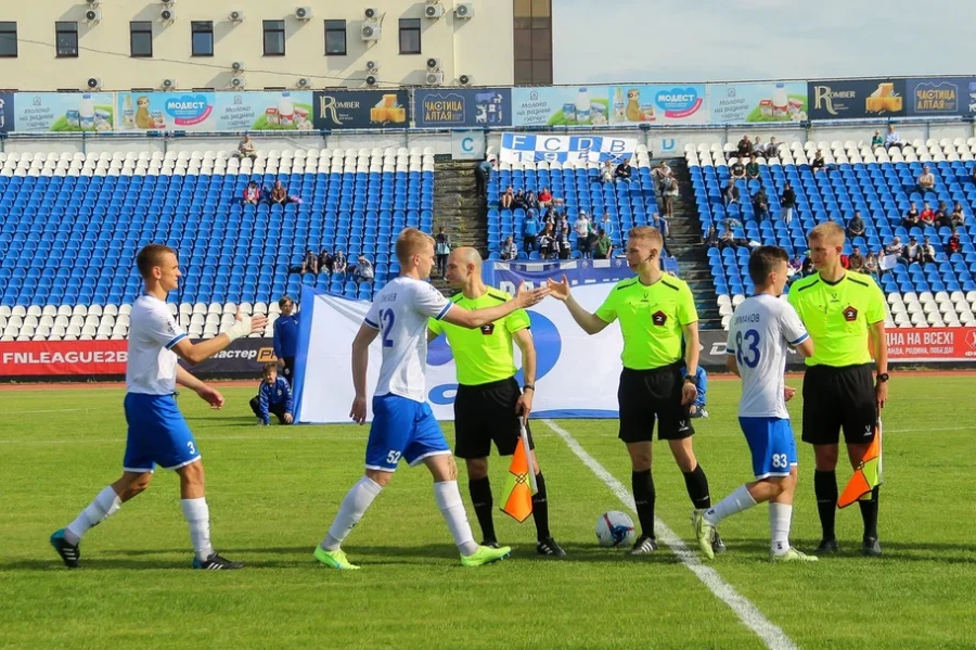 &quot;Динамо-Барнаул&quot; сразилось с казанским соколом