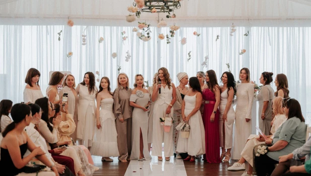 В шатре «Монблан» прошло ежегодное вручение премии от Женского делового альянса «Совершенство».