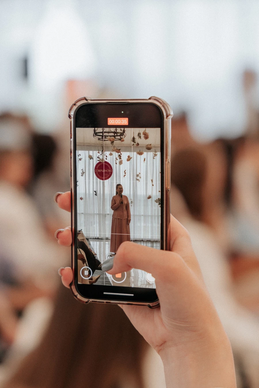 В шатре «Монблан» прошло ежегодное вручение премии от Женского делового альянса «Совершенство».