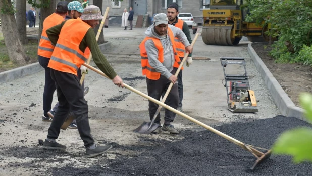 В Барнауле обновят 27 дворов почти за 11 млн рублей. 