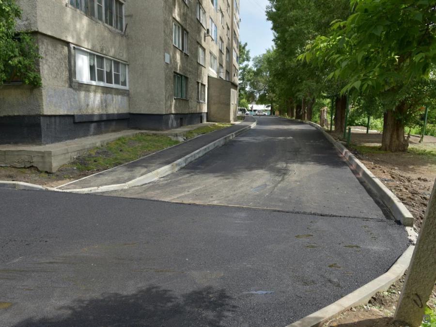 Благоустройство дворов.