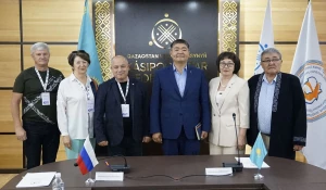 Профсоюзы строителей и ЖКХ Астаны и Барнаула подписали соглашение о сотрудничестве.