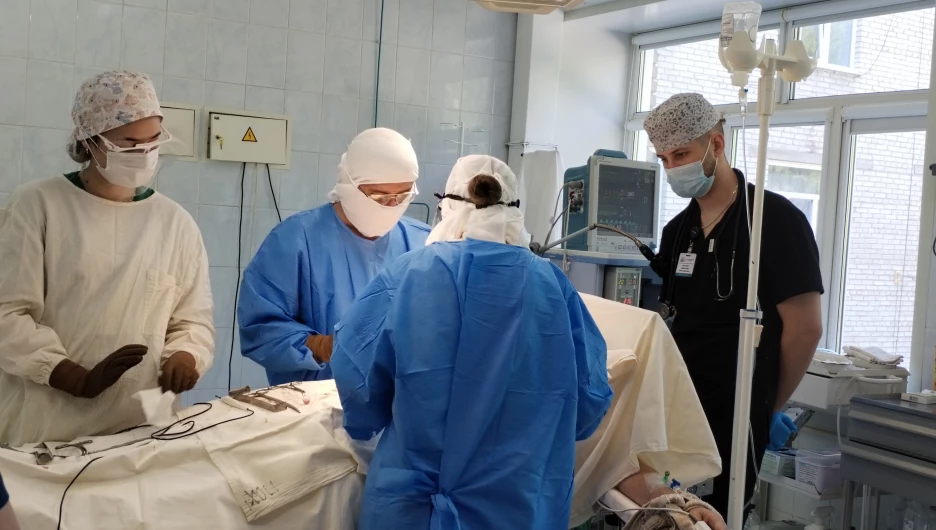 Врачи БСМП №2 освоили уникальную операцию для лечения женщин.