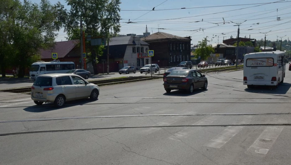 Работы по ремонту трамвайных путей стартуют в центре Барнаула.