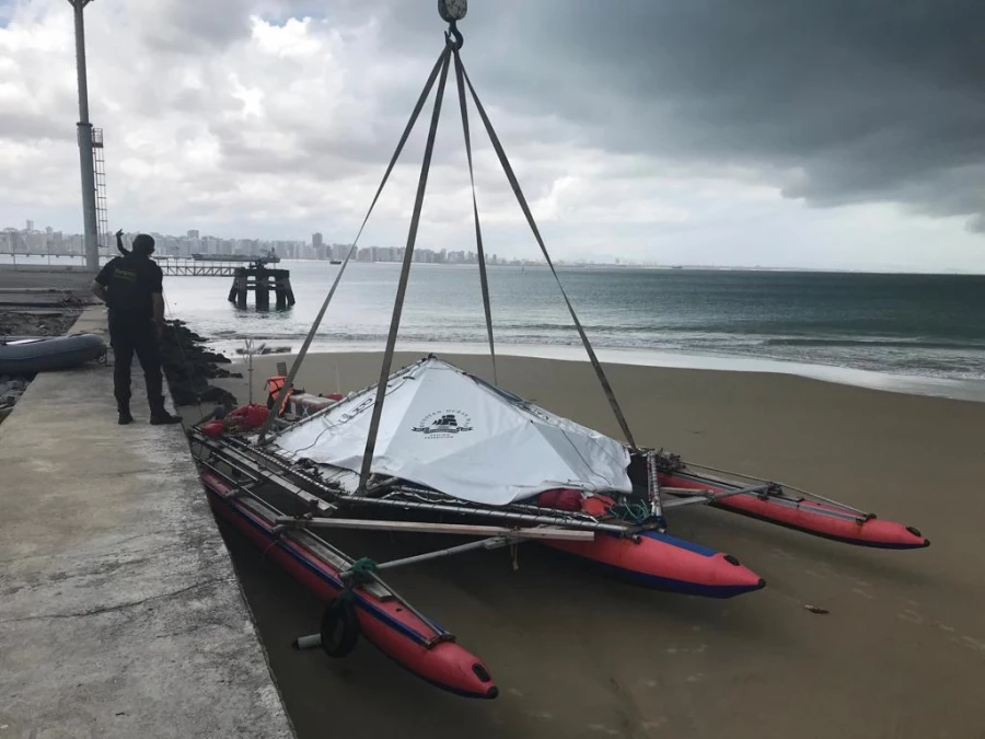 Тримаран. Евгений Ковалевский в кругосветном путешествии. 