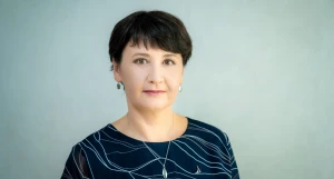 Председатель общественного совета при управлении Алтайского края по труду и занятости населения, директор финансового университета при Правительстве РФ на Алтае Валерия Иванова.
