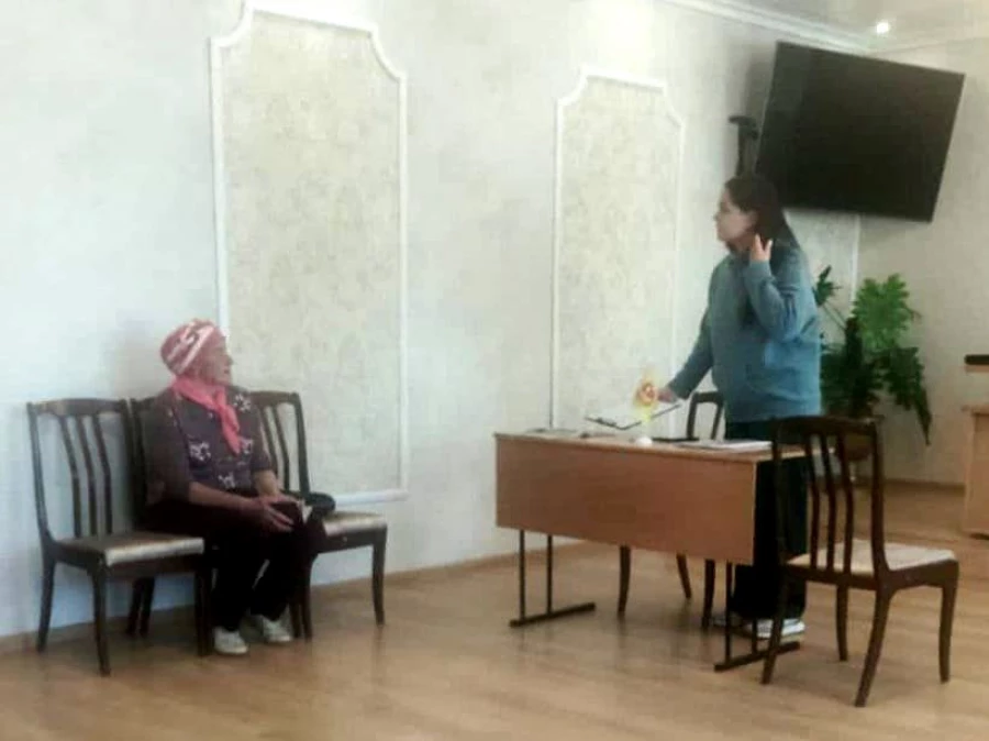 Евгения Инюшова, помощник депутата Госдумы Александра Терентьева, побывала с рабочим визитом в Панкрушихинском районе.