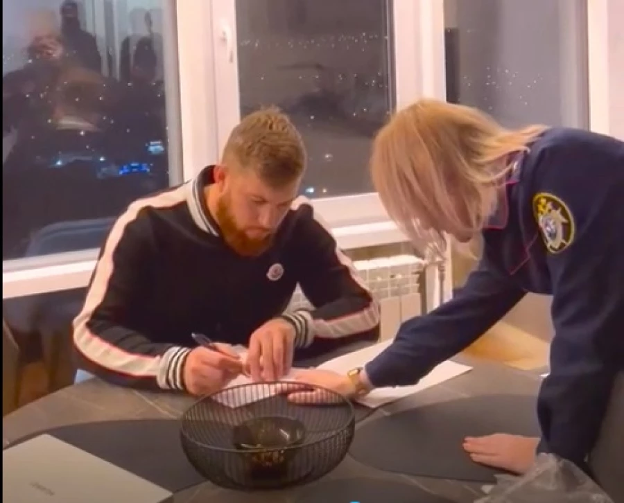 Антон Шеломенцев. Антон Шеломенцев.