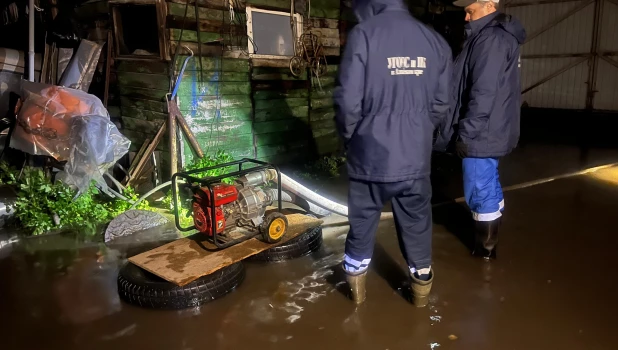 Последствия ливня в Барнауле.