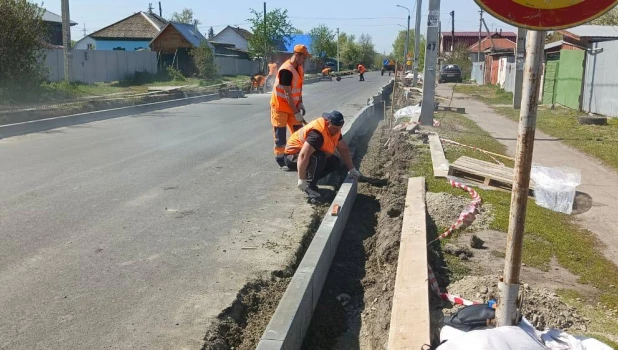 Ремонт важных дорог начали в Новоалтайске