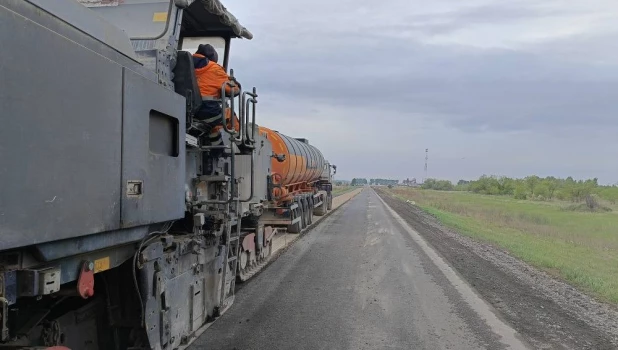 Отремонтируют около 20 км дороги в Крутихинском районе