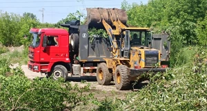 Восстановительные работы переправы через Пивоварку.