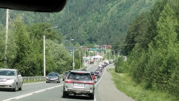 Пробки в Горном Алтае.