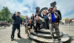 Ренат Агзамов приехал на Алтай на мотоцикле.