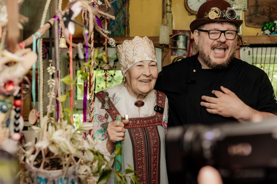 В гостях у Мины Карабановой. В гостях у Мины Карабановой.
