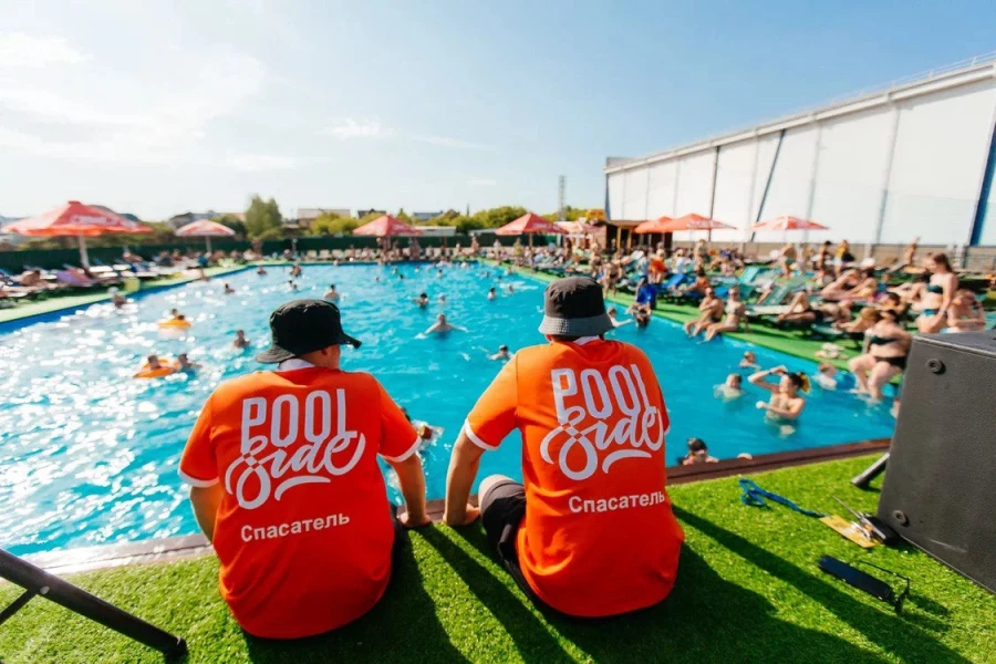 Бассейн «Pool Side».