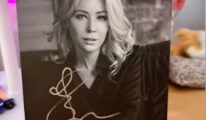 Автограф Екатерины Мизулиной.