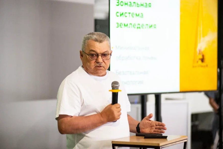 Участники агроконференции &quot;Алтай-Агро&quot;