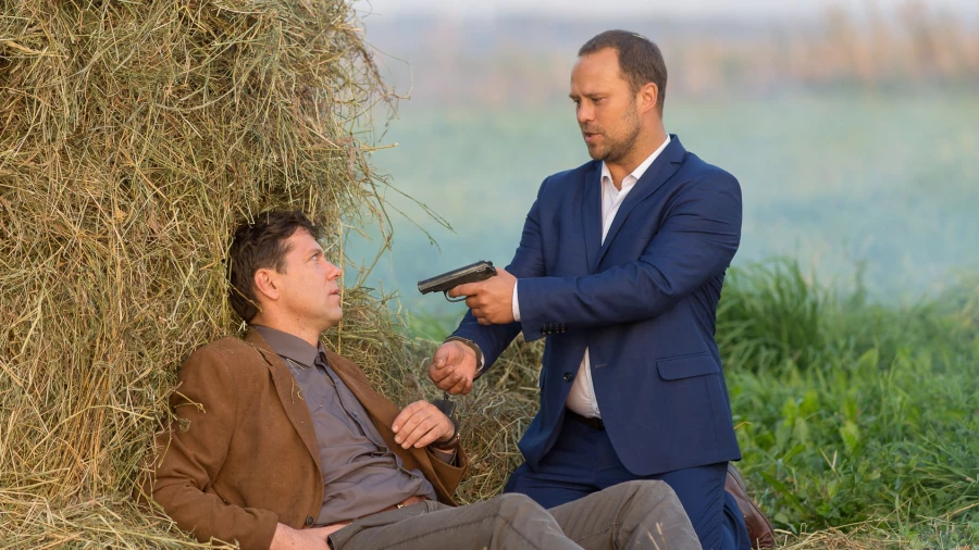 Сериал "Тёмная лошадка". Сериал "Тёмная лошадка".