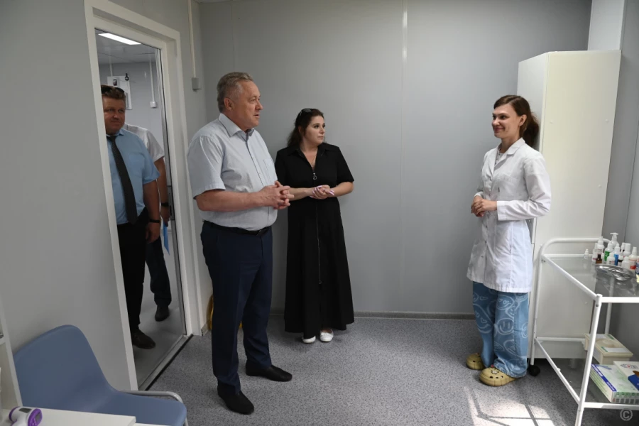 Новый модульный медицинский блок установили в лагере «Медвежонок».