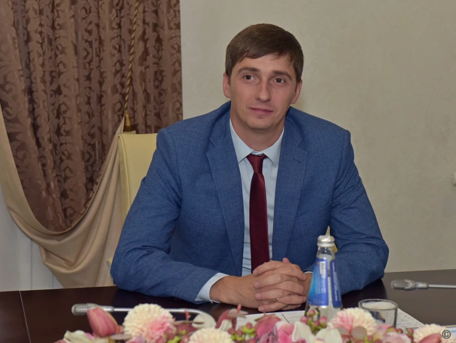 Совещание по вопросам установки памятных знаков в центральной части города и благоустройства прилегающих территорий.