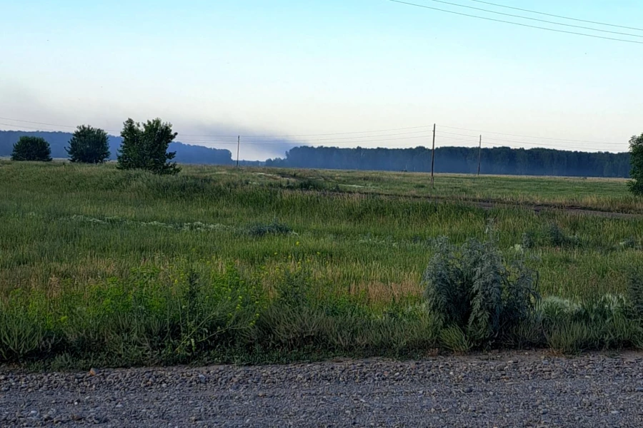 Дымящаяся свалка в Топчихинском районе.