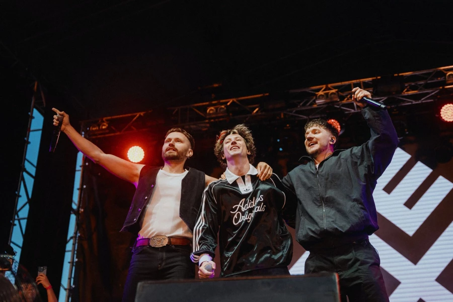 Музыка заряжала гостей фестиваля «ГРАНЬ» энергией.