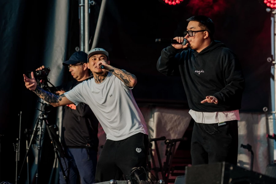 Музыка заряжала гостей фестиваля «ГРАНЬ» энергией.