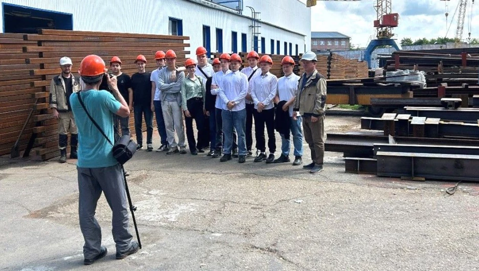 Студенческая практика для будущих сварщиков и монтажников стартовала на предприятии «Барнаулметаллургмонтаж» в Алтайском крае.